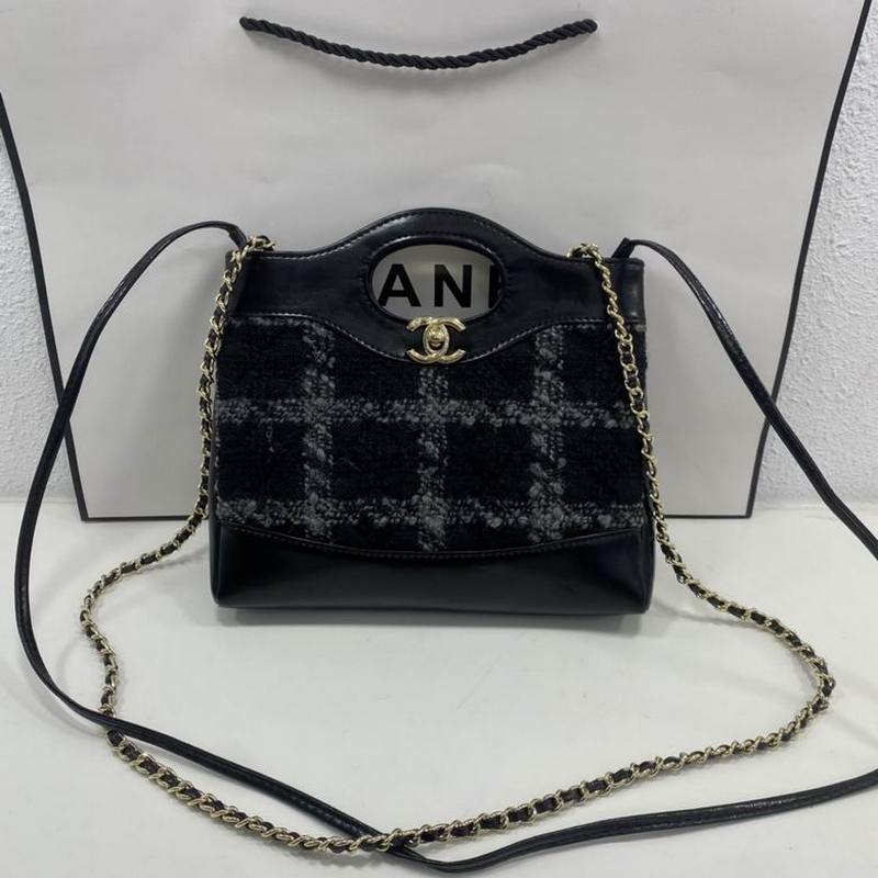 Chanel Handbags 611